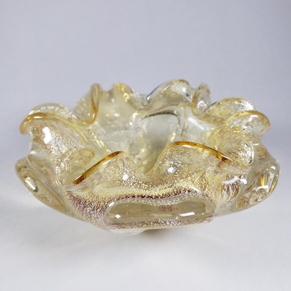 Small Ruffled 6 Lobed Golden Cased Art Glass Bowl with Silver Aventurine Flecks - Picture 2 of 10